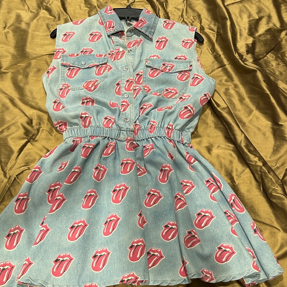 "ROLLING STONES" Fun Mini Dress! - Picture 5 of 6